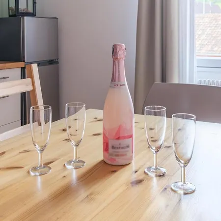 Le Coteau De Sigo Apartamento *